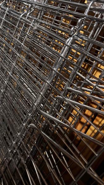 Корзина выставочная хром