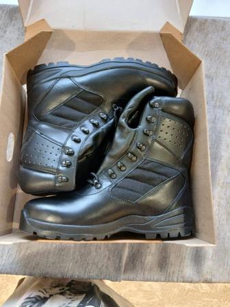 Продам берцы 41 размер
