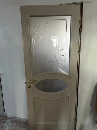 Продам деревянные двери б/у