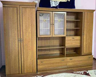 Шкаф вместе с тримо