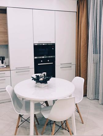 Новые кухонные столы с бесплатной доставкой