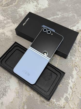 Самсунг Samsung Galaxy Z Flip 6 512GB