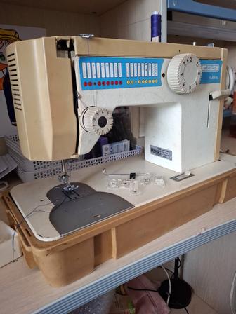 Швейная машинка