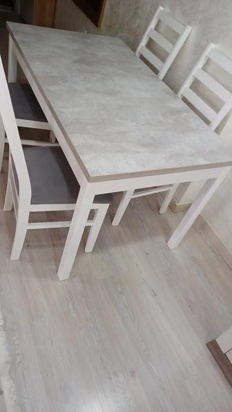 Продам стол со стульями