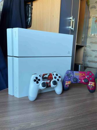 Ps4 Limited version Ps Premium на год