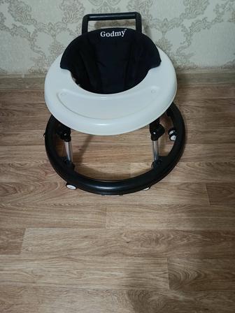 Продам ходунки в отличном состоянии.