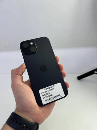 Iphone 15 black