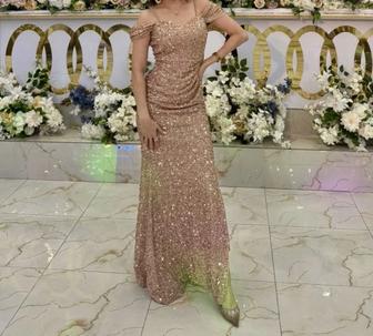 Продам шикарное вечернее платье.