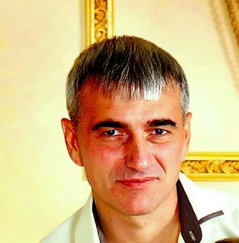 Продавец-консультант автомашин,личное авто,техник информационных систем
