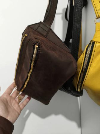 Продам женскую барсетку