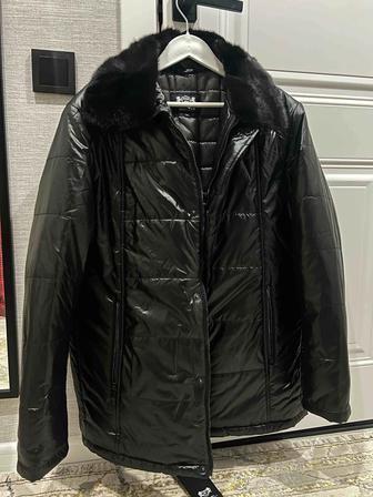 Продам зимнюю мужскую куртку
