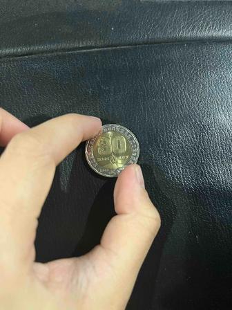 Памятная монета 200 тенге 80 жыл Ұлы Жеңіске (2025 год)