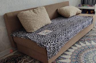 Продам диван недорого
