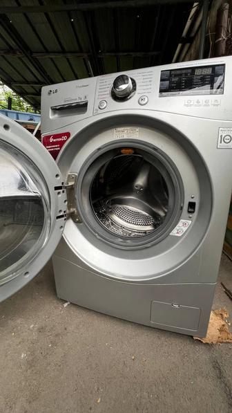 Стиральная машина LG в отличном состоянии