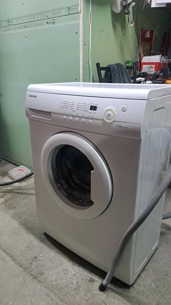 Продам стиральную машину samsung