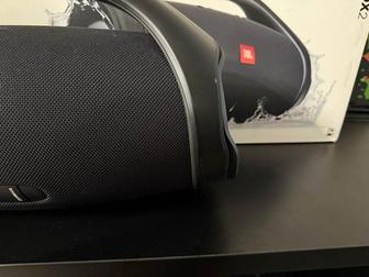 JBL BoomBox 2