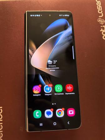 Samsung Galaxy Z Fold 4 256Gb