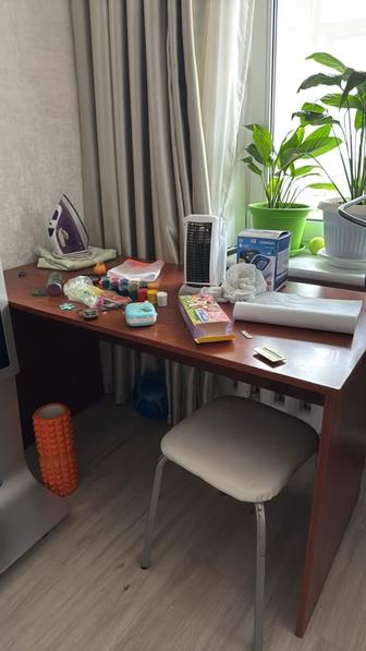 Продам стол