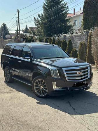 Аренда машин с водителеми Кабриолет, 200, 300, 570, Cadillac