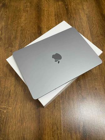 Macbook air 13 m2 2022