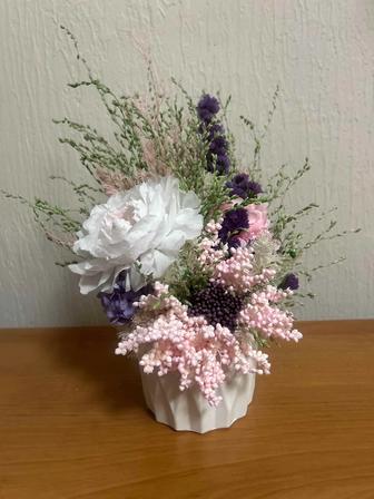 Букет из стабилизированных цветов. Цветы