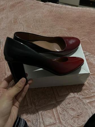 Туфли женские