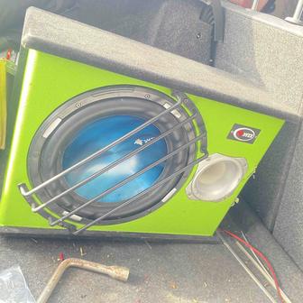 Сабвуфер syzx