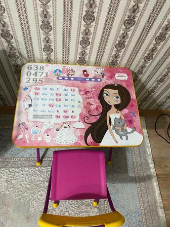 Продам стол для детей