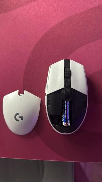 Продам игровую мышку Logitech g305