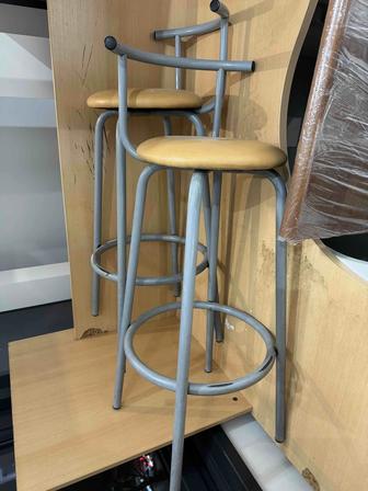 Барные стулья 2 шт каждая по 7 тыс тг