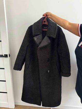 Продам шубу каракуль .25.000(торг) самовывоз