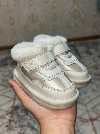 Зимние ботинки