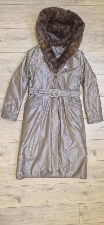 Зимнее пальто пихора с норковым капюшоном р-р 46-48