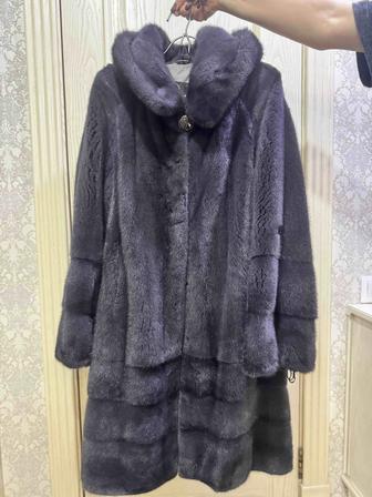 Продам норковую шубу