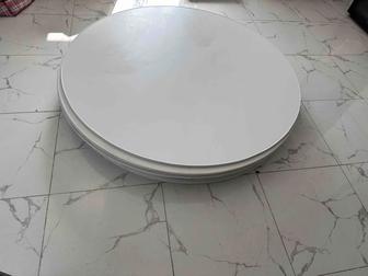 Продам стол (столешницы) d180 без ног