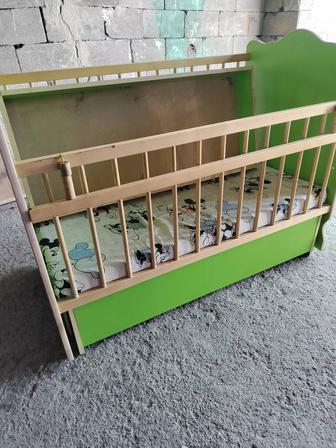 Продам манеж