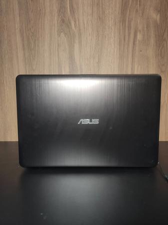 Ноутбук Asus б/у