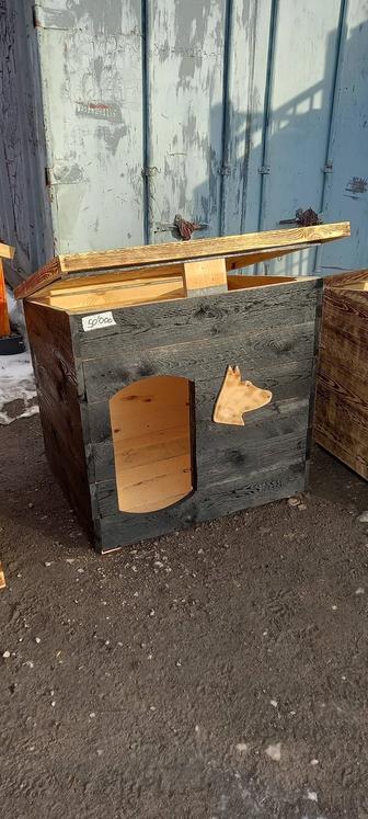 Будка собачья с утеплением для средних размеров собак