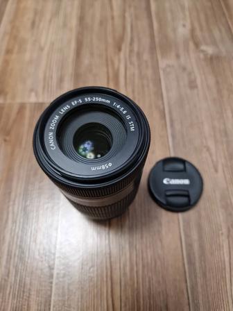 Canon EF-S 55-250mm f/4-5.6 IS STM