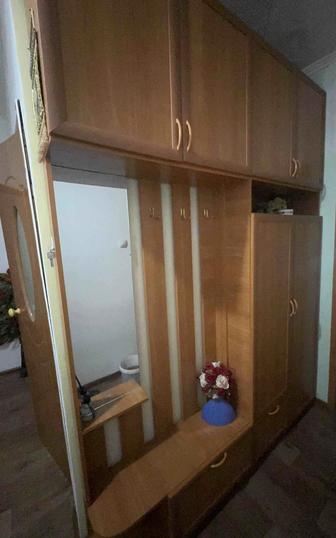 Прихожая продается