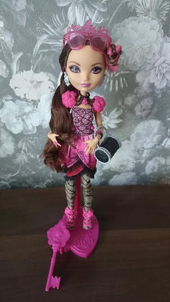 Продам куколку Ever After High