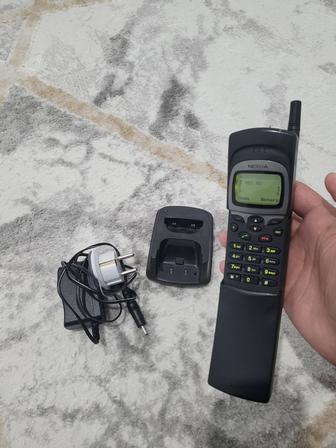 Nokia 8110 Banana 1996ж