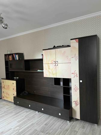 Стенка в гостиной комнате с тв зоной