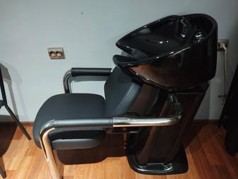 Продам мойку для салона красоты.