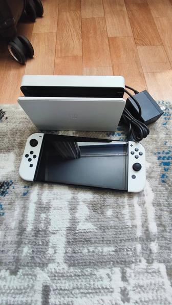 Продам Nintendo OLED