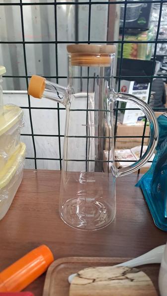 Для масла бутыль