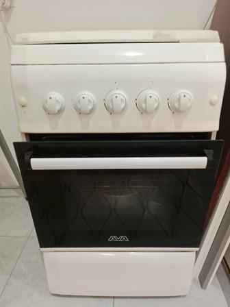 Продам газовую плиту с духовым шкафом