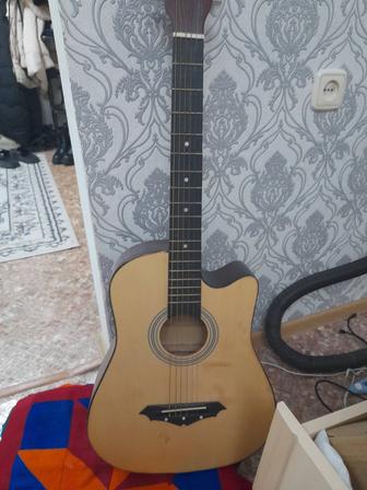Продам гитару