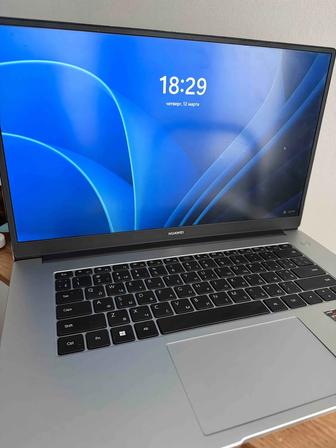 Продам ноутбук в отличном состоянии