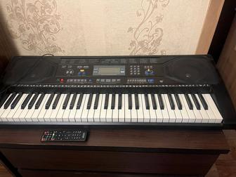 синтезатор MK61728
